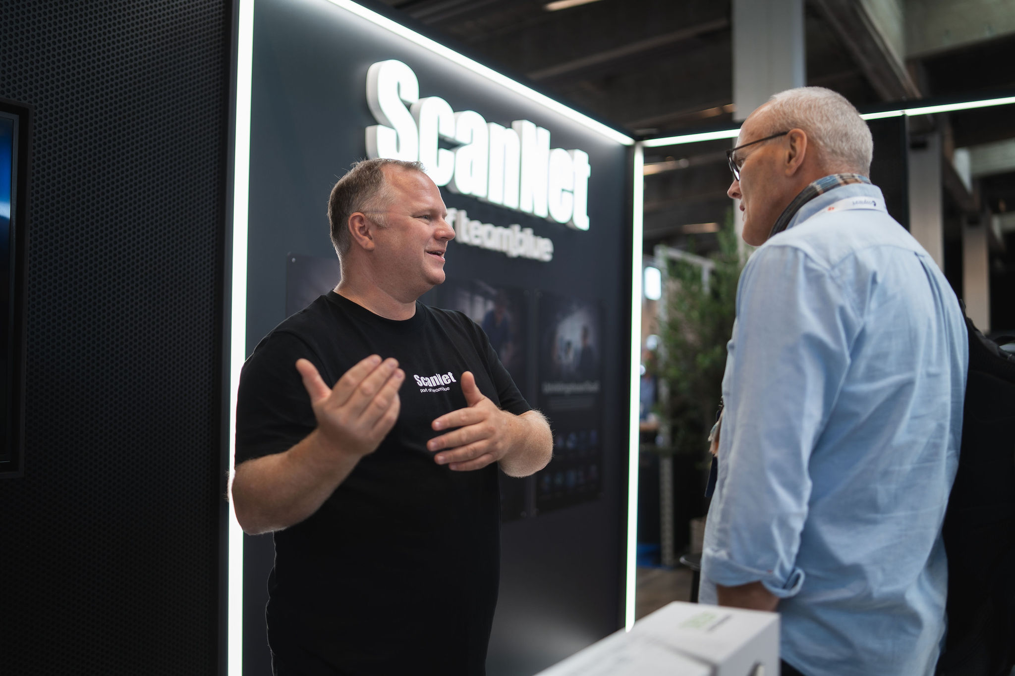 Over 16.000 kunder har valgt ScanNet til deres server- og hostingløsninger. Kontakt os i dag og hør mere om dine muligheder. 